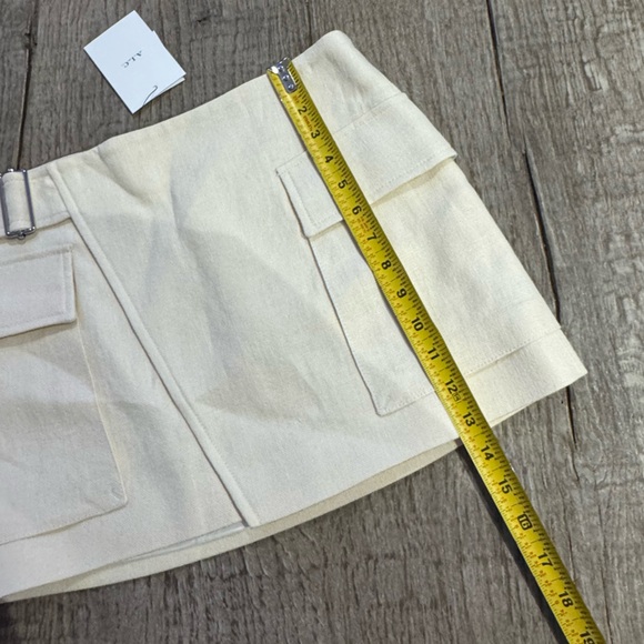 ALC Conan Cargo Skirt in Beige. - Picture 5 of 7